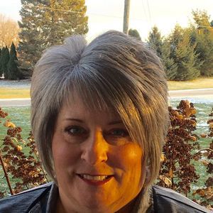 Meet your Posher, Leigh